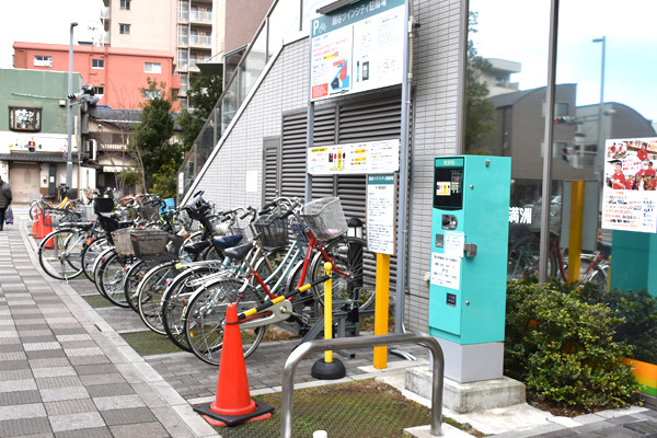 越谷駅東口（公共）駐車場